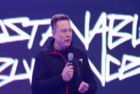Elon Musk Prediksi AI Mampu Tulis Kode Biner pada Tahun 2026