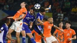 Ratchaburi saat menjamu Persib Bandung dan mengalahkannya 3-0, di GBLA Rabu besok Persib harus menang minimal 4-0.