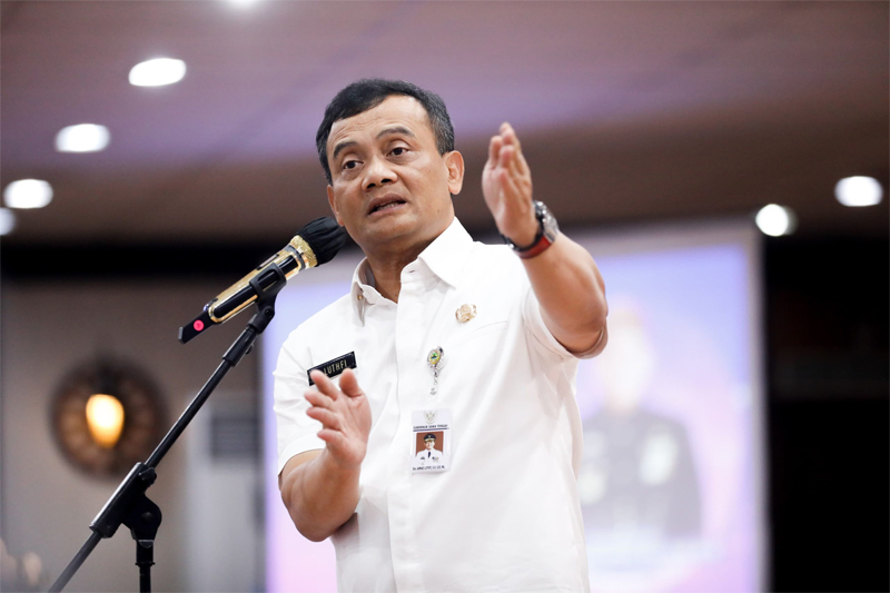 Gubernur Ahmad Luthfi Siapkan Relokasi dan Sertifikat Gratis Warga Tanah Gerak Tegal