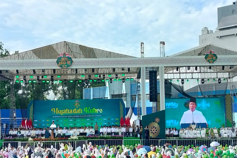 Ribuan Jamaah Padati Stadion Gajayana Malang dalam Puncak Mujahadah Kubro Satu Abad NU
