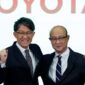 Kenta Kon bergabung dengan Toyota Motor pada tahun 1991. Saat ini, ia bertindak sebagai Chief Financial Officer dan Chief Operating Officer Grup. Sejak April, ia akan menggantikan Koji Sato sebagai CEO dari produsen mobil terbesar di dunia.