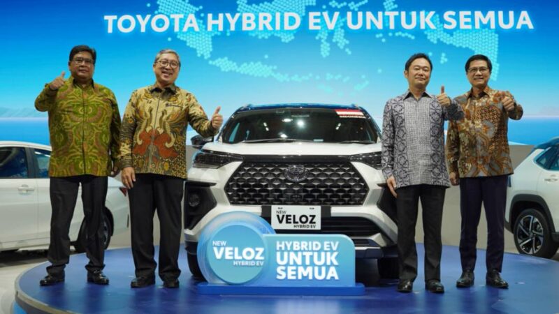 Mobil Hybrid Murah Toyota IIMS 2026