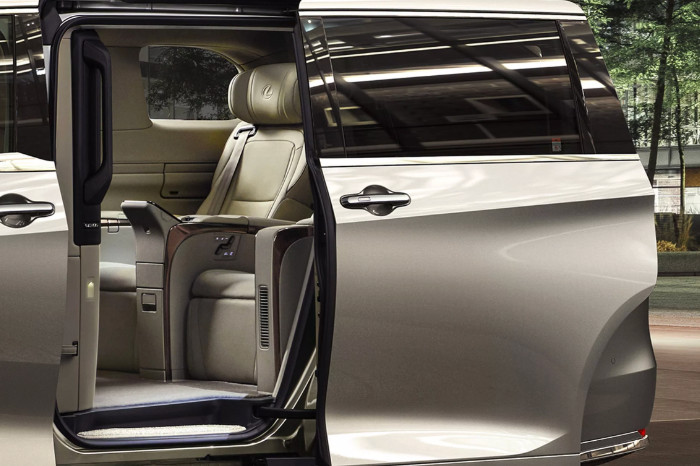 Lexus LM 2026 Hadir dengan Sentuhan Baru Demi Kabin Makin Nyaman
