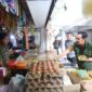 Kepal Dinas Ketahana Pangan ,Muhdorun cek harga pasokan dan harga pangan di pasar anyar kota tangerang SENIN, 16 MARET 2026 (Sumber : Diskominfo ) 

