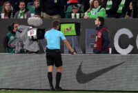 Kontroversi VAR Kembali Guncang Liga Champions Akibat Keputusan Wasit yang Menentukan