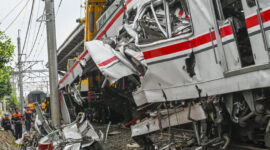 Tabrakan Maut KRL dan KA Argo Bromo di Bekasi 15 Orang Tewas