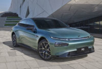 XPeng P7 Tantang Dominasi Sedan Listrik Premium dengan Teknologi dan Desain Futuristik