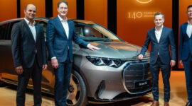 Strategi Mobil Mewah Mercedes-Benz di China Mulai Dipertanyakan Investor Besar
