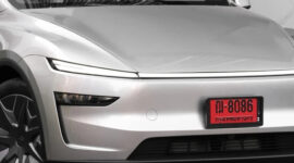 Tesla Model Y L Tampil di Thailand dengan Kabin 3 Baris dan Jarak 681 Km