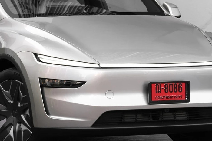 Tesla Model Y L Tampil di Thailand dengan Kabin 3 Baris dan Jarak 681 Km
